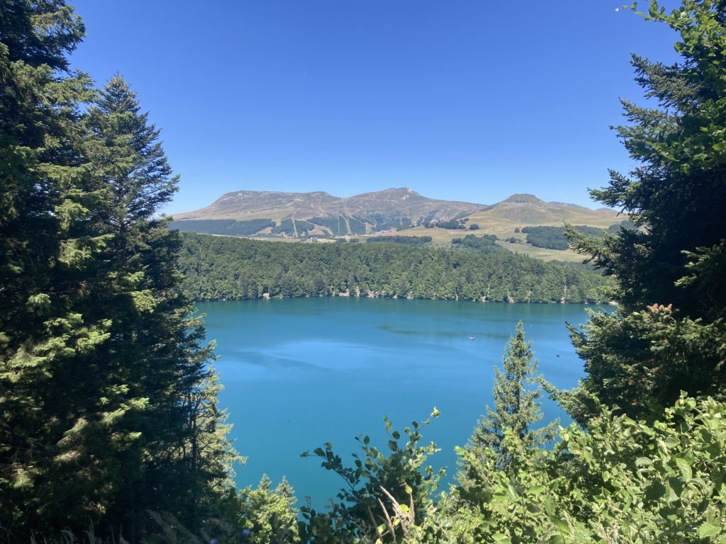 tour-des-lacs-auvergne-rando-gr30